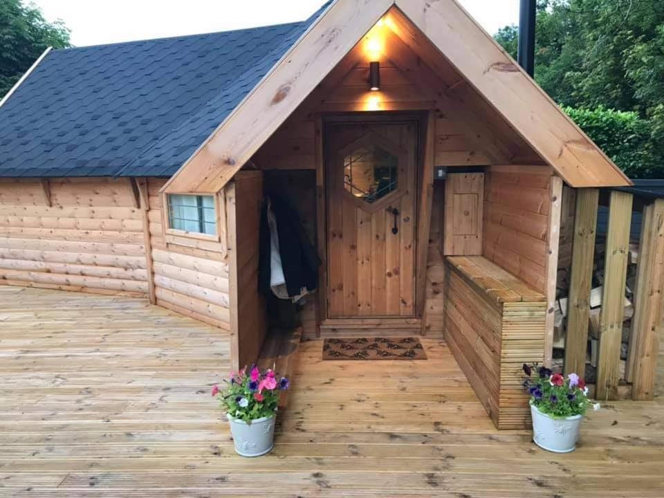 The Hive - Unique Log Cabin With Wood Burning Stove Ludchurch ภายนอก รูปภาพ